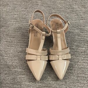 Journee Collection Women's Patent Cream Heels jazlynn